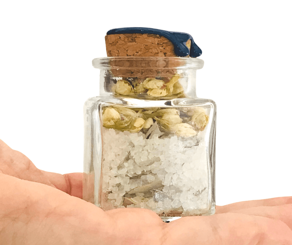 Cleansed and Charged: Crystal Spiritual Guidance Intention Jar - Dorian Lynn